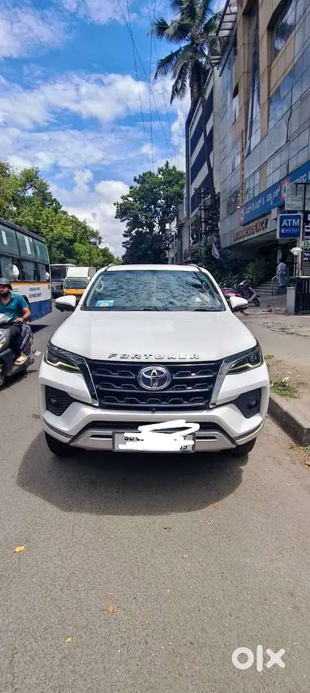 Toyota Fortuner 2022 Diesel 94000 Km Driven