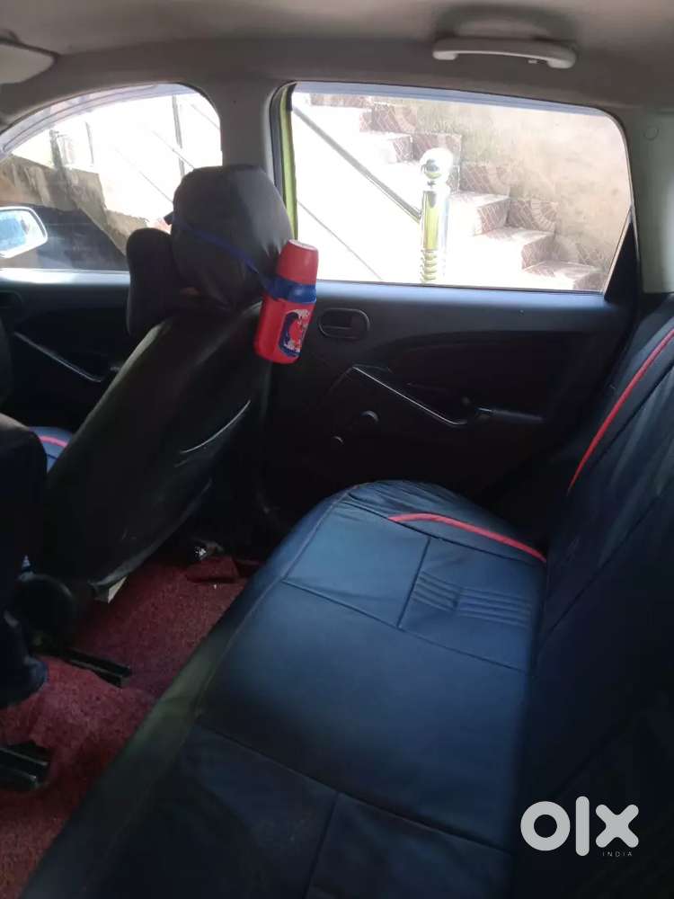 Ford Figo Petrol Exi 2010