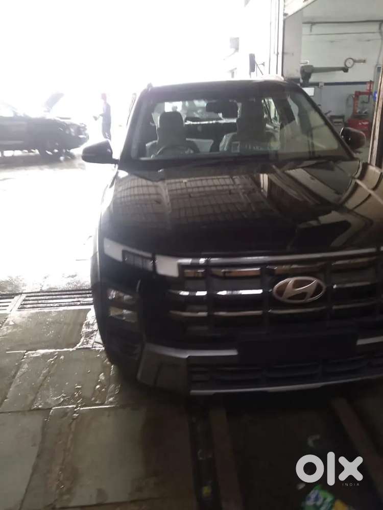 Hyundai Creta Facelift 2025 Petrol 4000 Km Driven