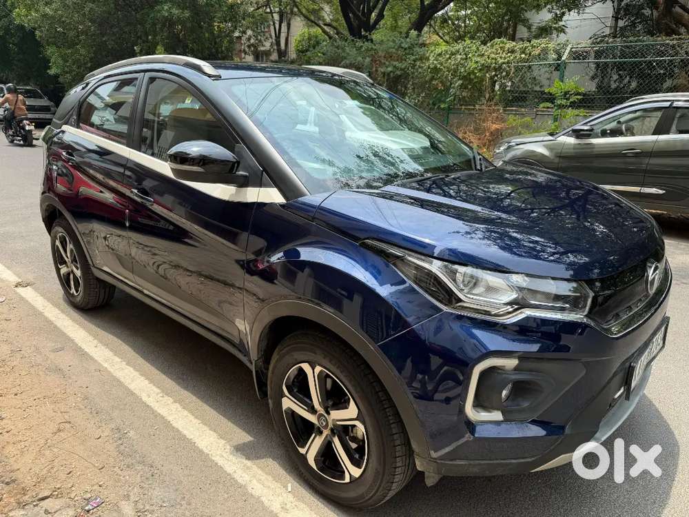 2023 Tata Nexon Petrol Automatic Xza+ Luxs Top Edition