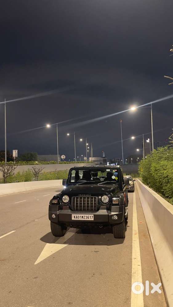 Mahindra Thar Petrol 2023