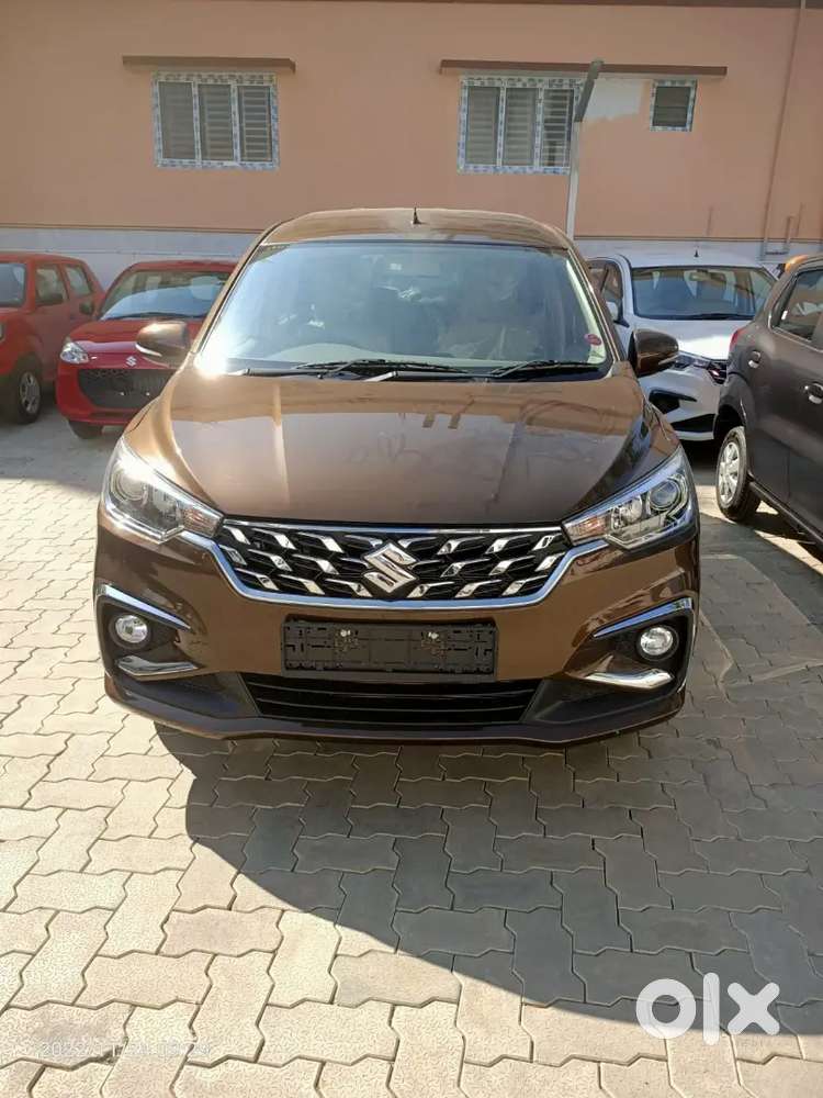 Maruti Suzuki Ertiga 1.5 Vxi 2016
