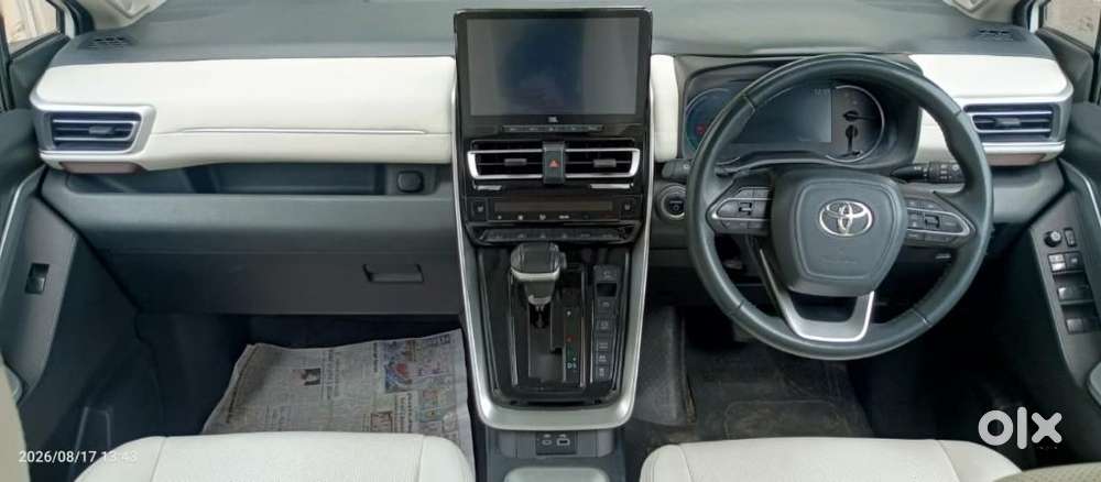 Toyota Innova Hycross 2.0 Zx Hybrid 7 Str, 2023, Petrol