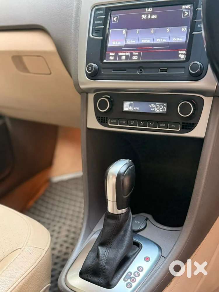 Volkswagen Vento 1.2 Highline Plus At 16 Alloy, 2018, Petrol