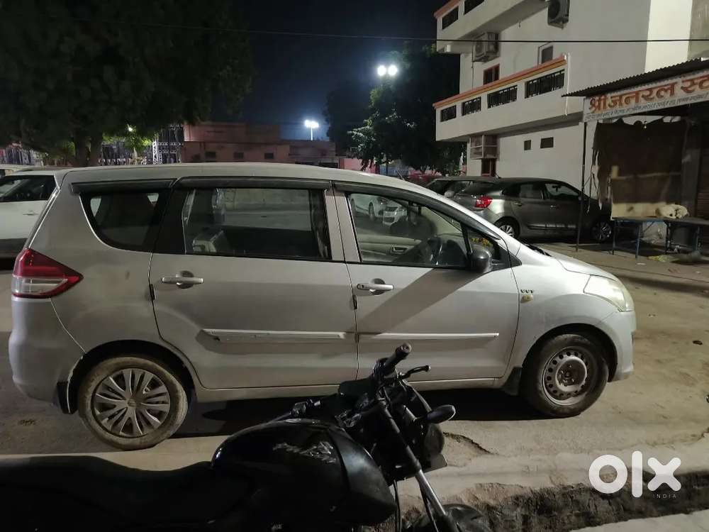 Maruti Suzuki Ertiga 2012 Petrol 128000 Km Driven