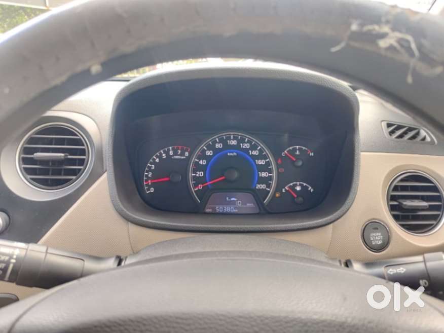 Hyundai Grand I10 Sportz, 2014, Petrol