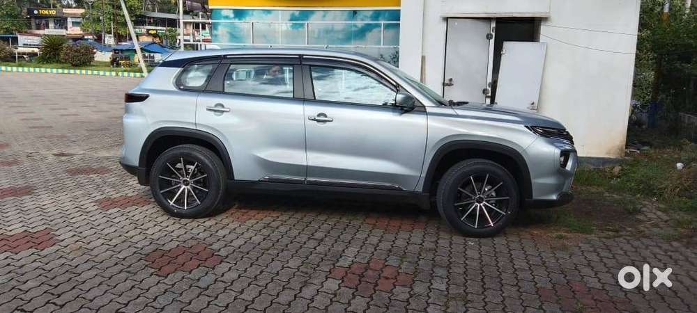 Toyota Urban Cruiser 2022 Drive