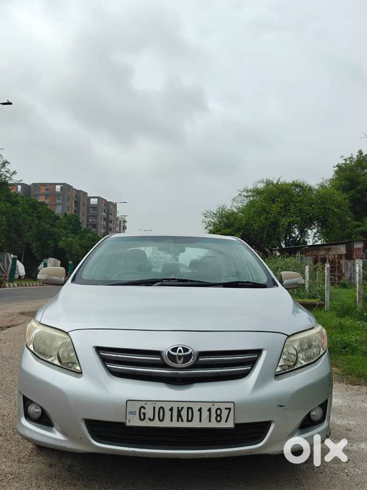 Toyota Corolla Altis G, 2010, Petrol