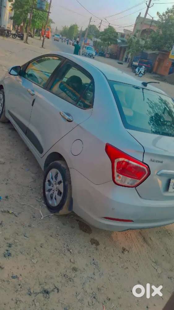 Hyundai Xcent 2015 Cng & Hybrids 60000 Km Driven