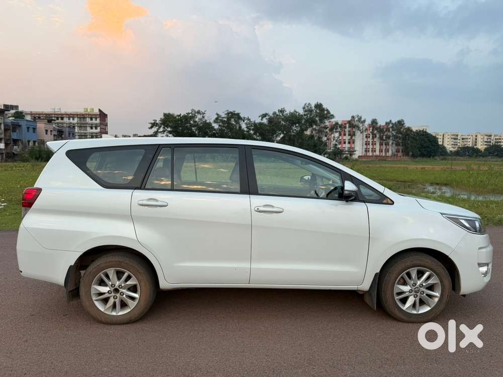 Toyota Innova Crysta 2.8 Gx Automatic 2019 Model