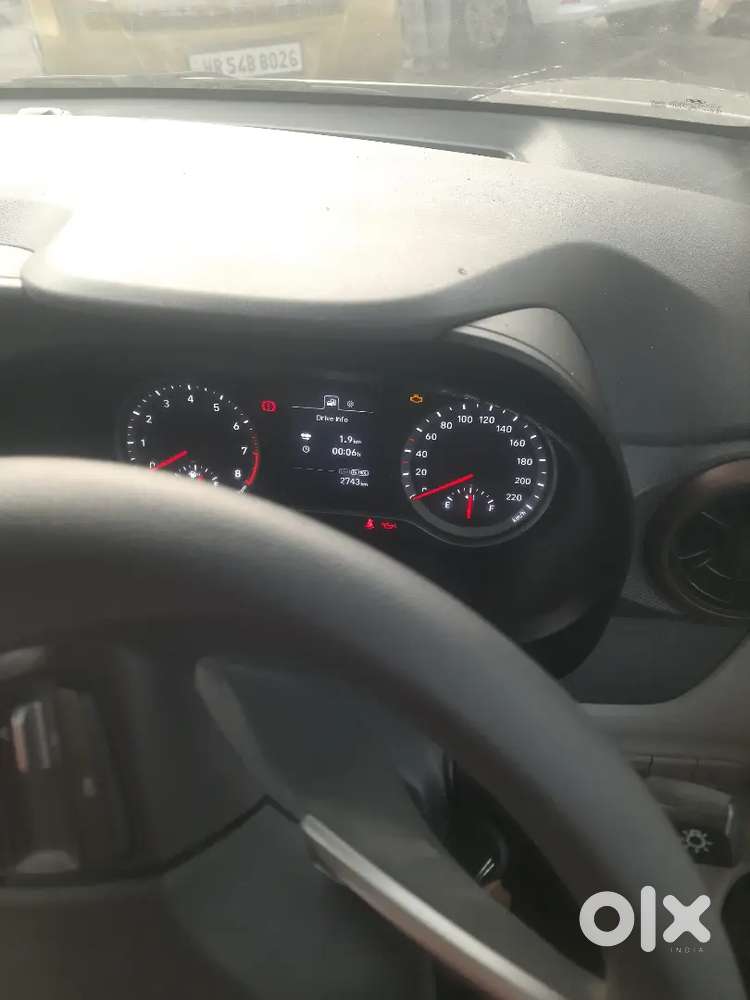 Hyundai Aura 2025 Cng & Hybrids 4000 Km Driven