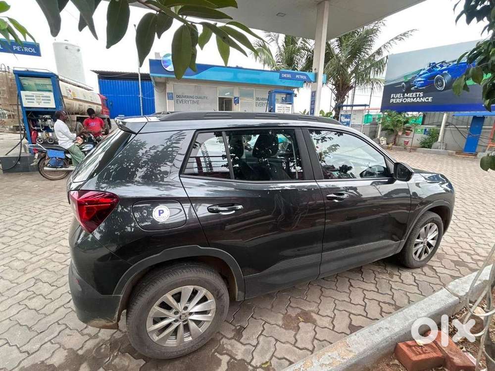 Skoda Kylaq 2025 Petrol Well Maintained