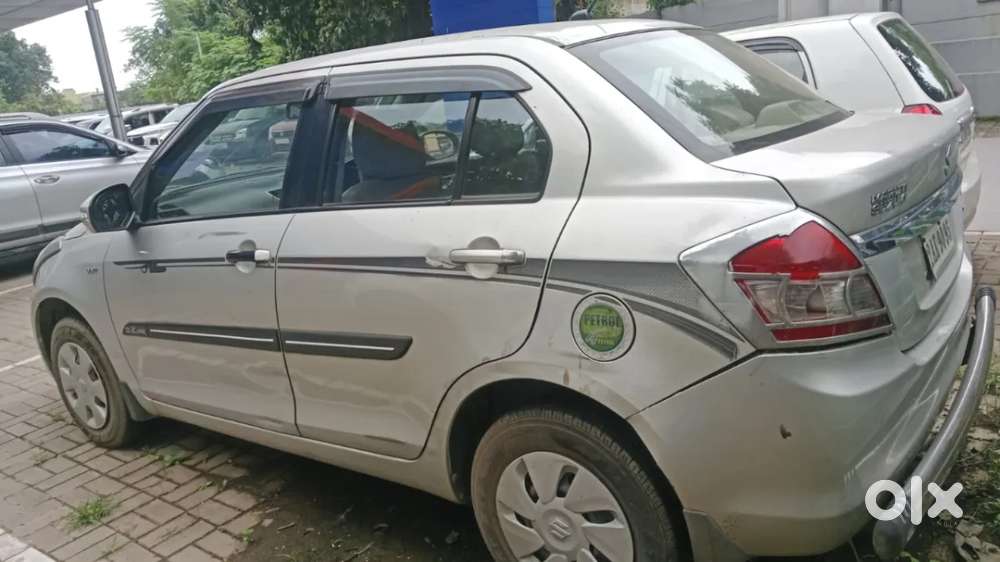 Maruti Suzuki Dzire 1.2 Vxi Amt, 2016, Petrol
