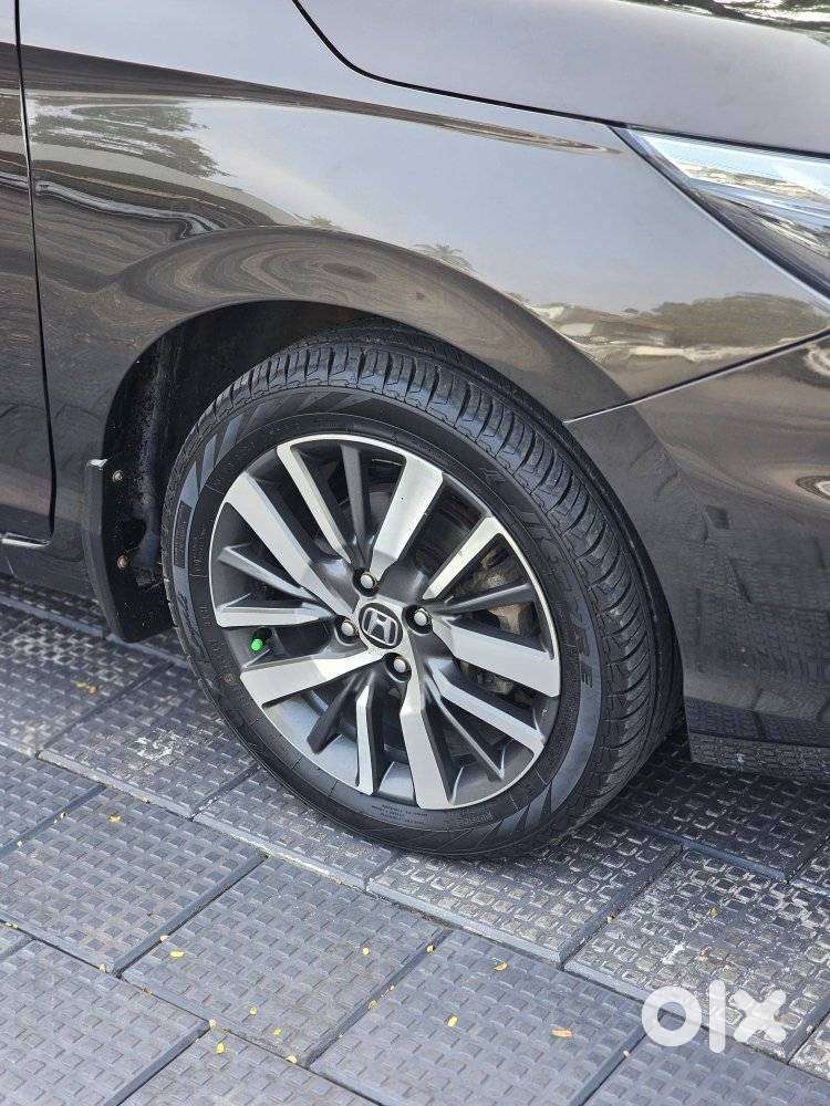 Honda City Zx Petrol Mt, 2021, Petrol