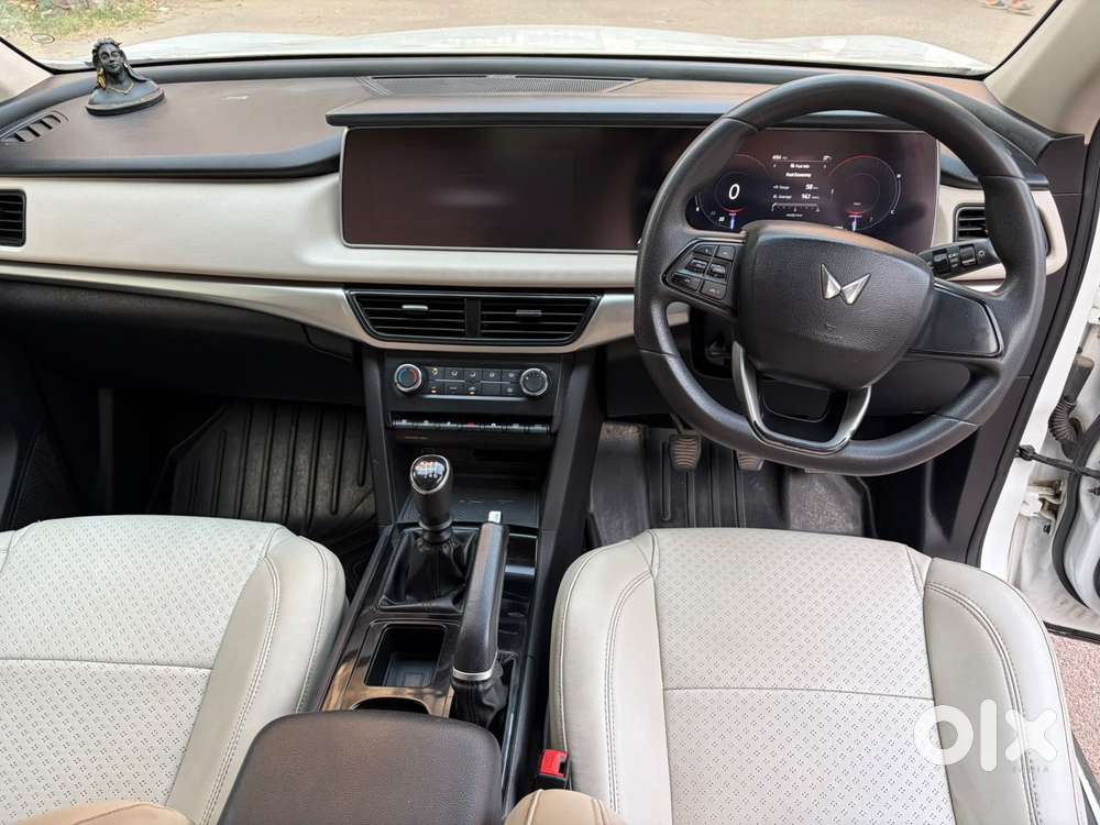 Mahindra Xuv700 2.2 Ax 5 Diesel Mt Str, 2022, Diesel