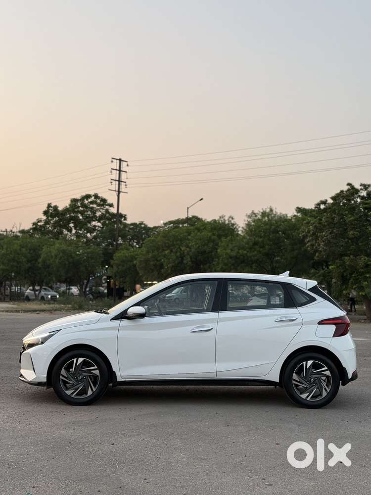 Hyundai I20 Petrol Cvt Asta, 2021, Petrol