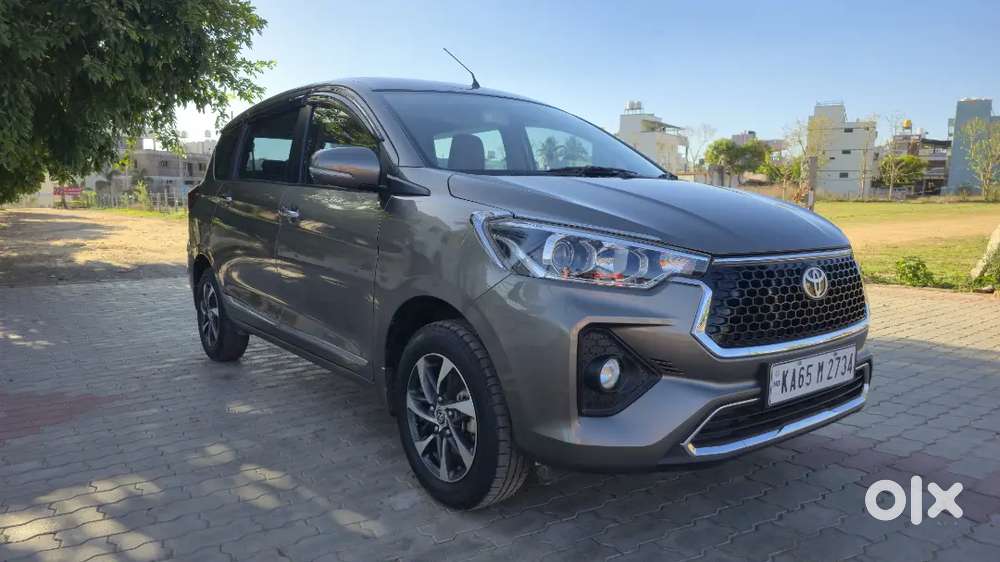 Toyota Rumion 2024 Petrol Well Maintained