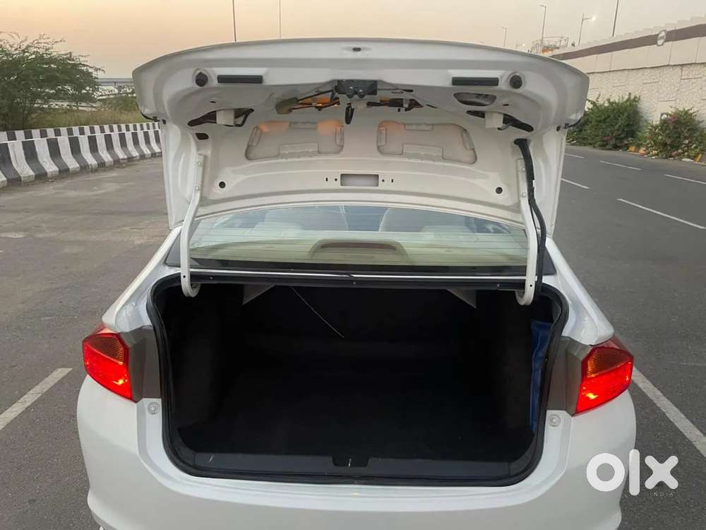 Honda City 1.5 V Mt, 2016, Petrol