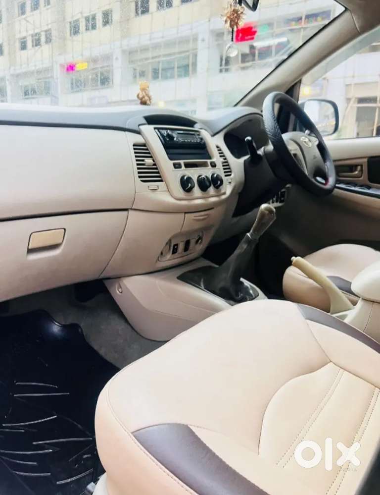 Toyota Innova 2013 Diesel Well Maintained
