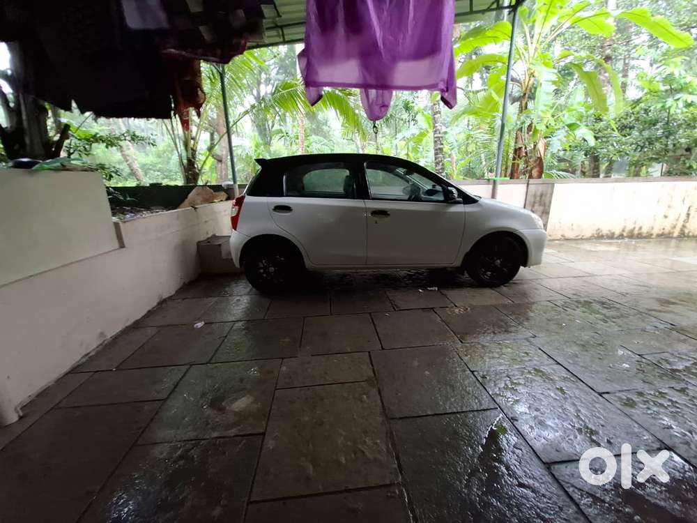 Toyota Etios Liva Petrol 2015