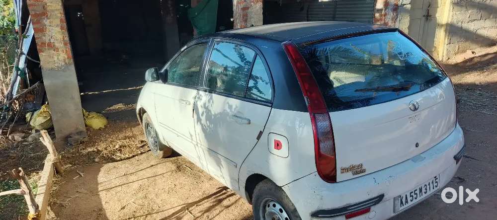 Tata Indica Vista 2011 Diesel 200000 Km Driven