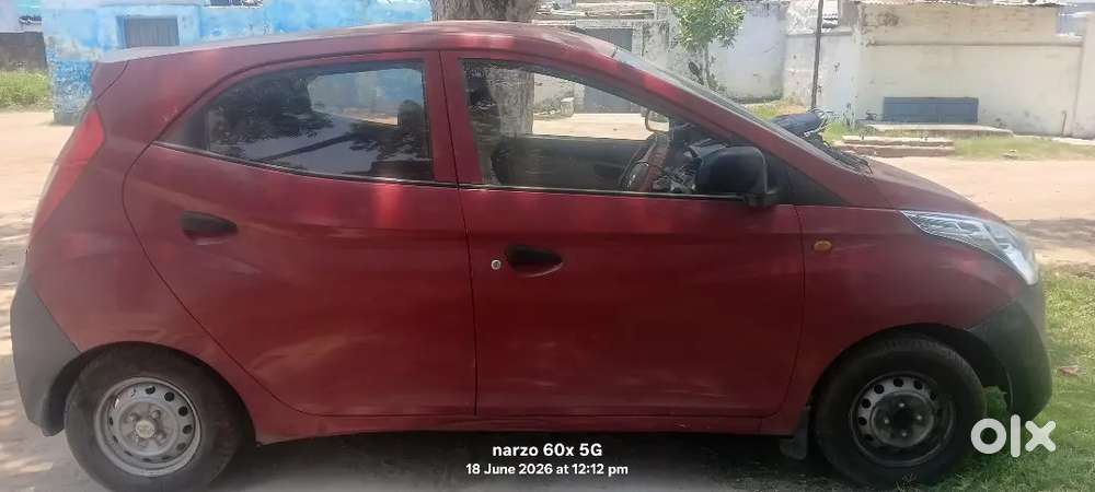 Hyundai Eon 20017 Petrol 33000 Km Driven