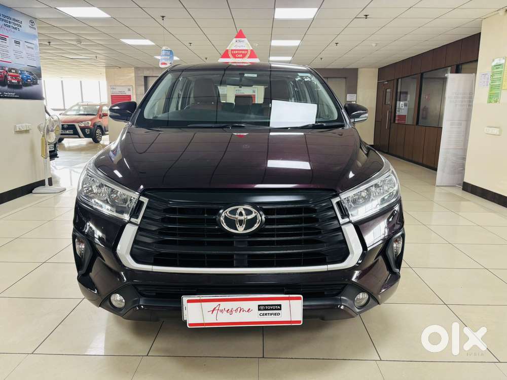 Toyota Innova Crysta 2.4 G Mt 8s, 2022, Diesel