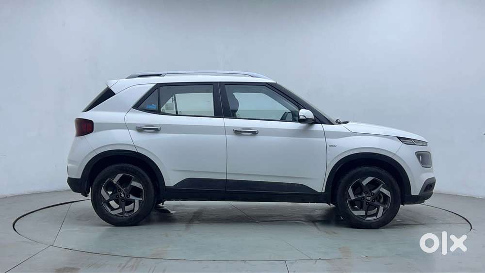 Hyundai Venue Sx Plus Turbo Dct, 2022, Petrol