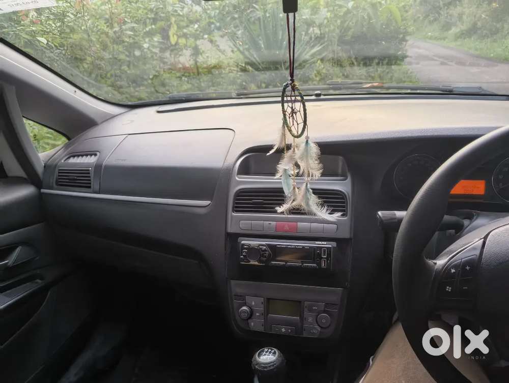 Fiat Punto Emotion 90hp, 2012 Year Diesel With Jbl Bass Tube