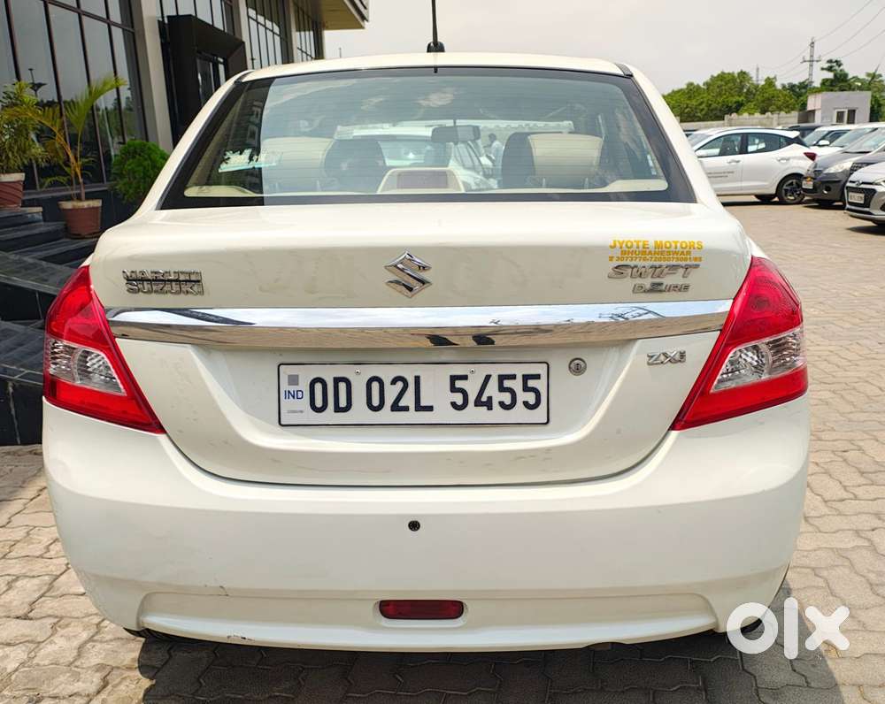 Maruti Suzuki Swift Dzire Zxi + Mt, 2014, Petrol