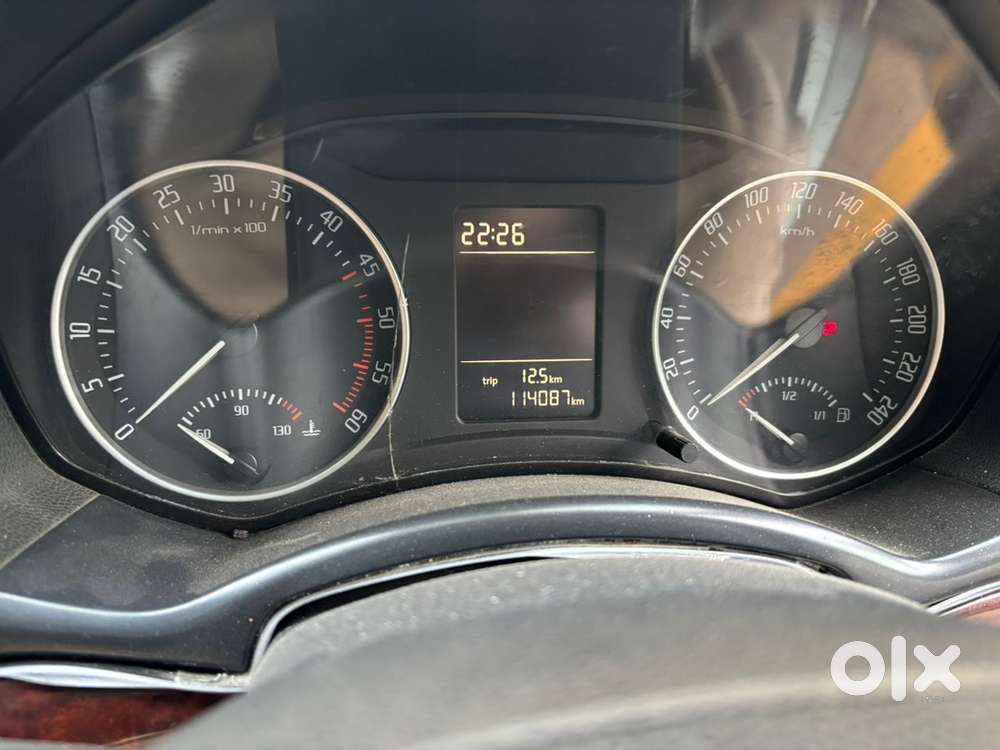Laura Elegance 2011 Diesel Automatic