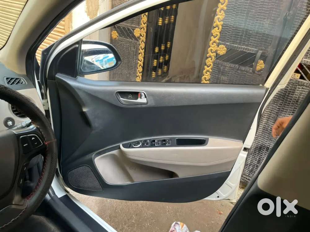 Hyundai Grand I10 2014 Diesel 68000 Km Driven