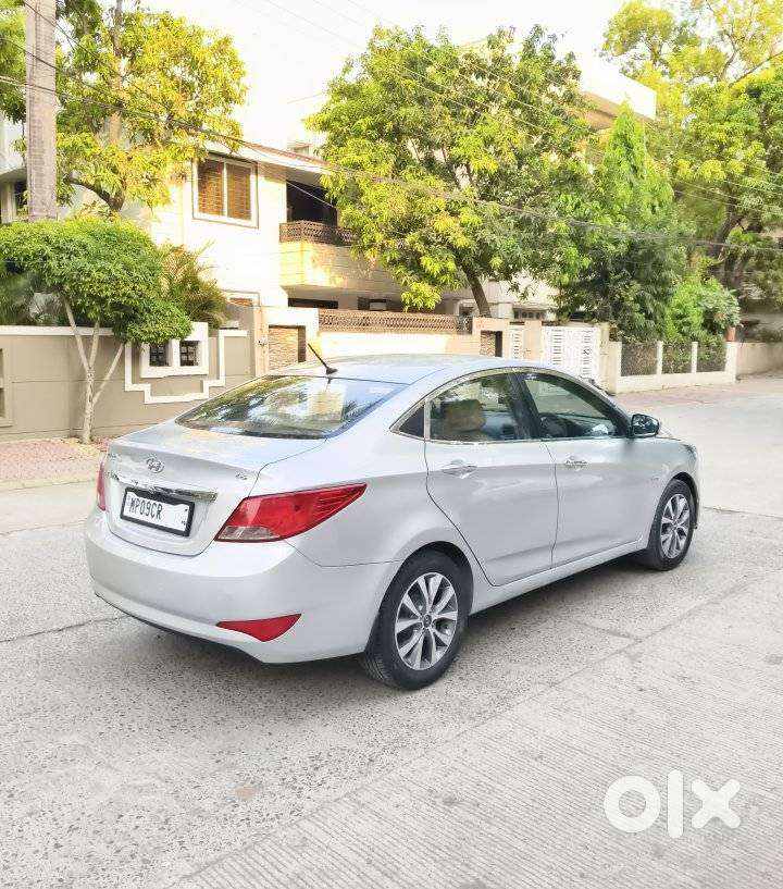 Hyundai Verna Vtvt 1.6 Sx, 2015, Petrol