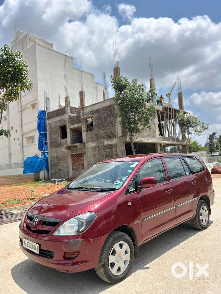 Toyota Innova 2004-2011 2.0 V, 2005, Petrol