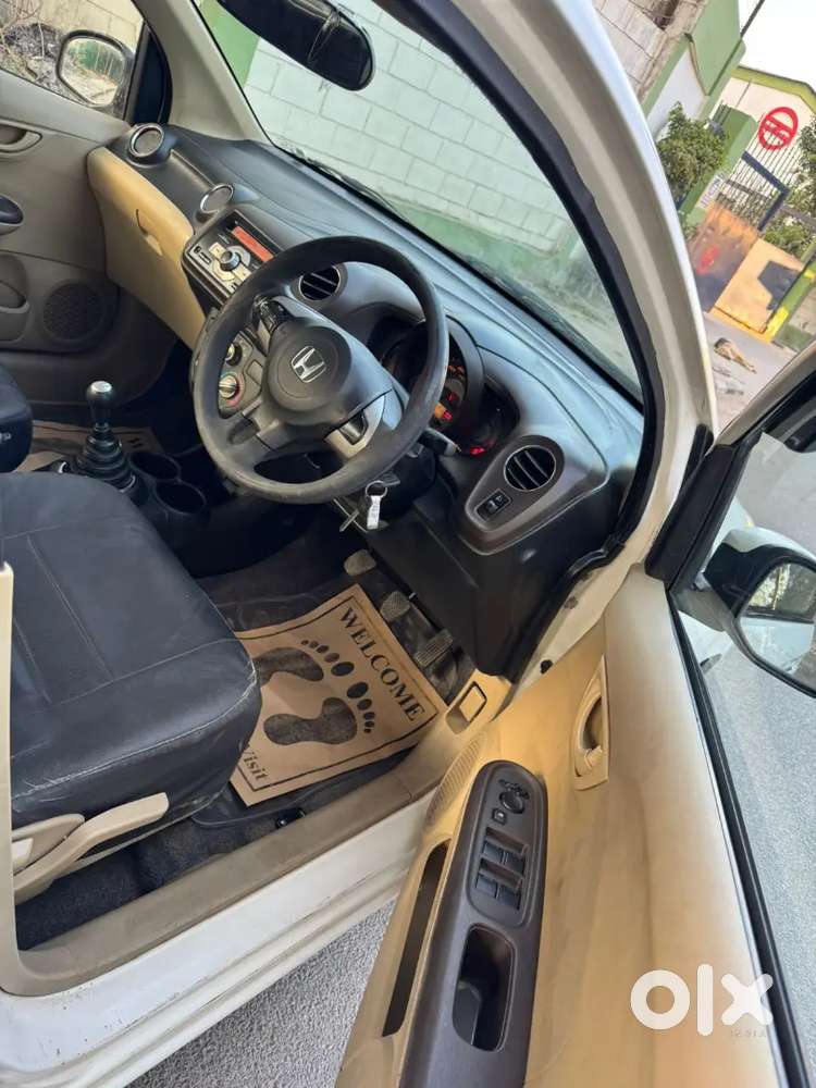 Honda Amaze 2013 Petrol Well Maintained