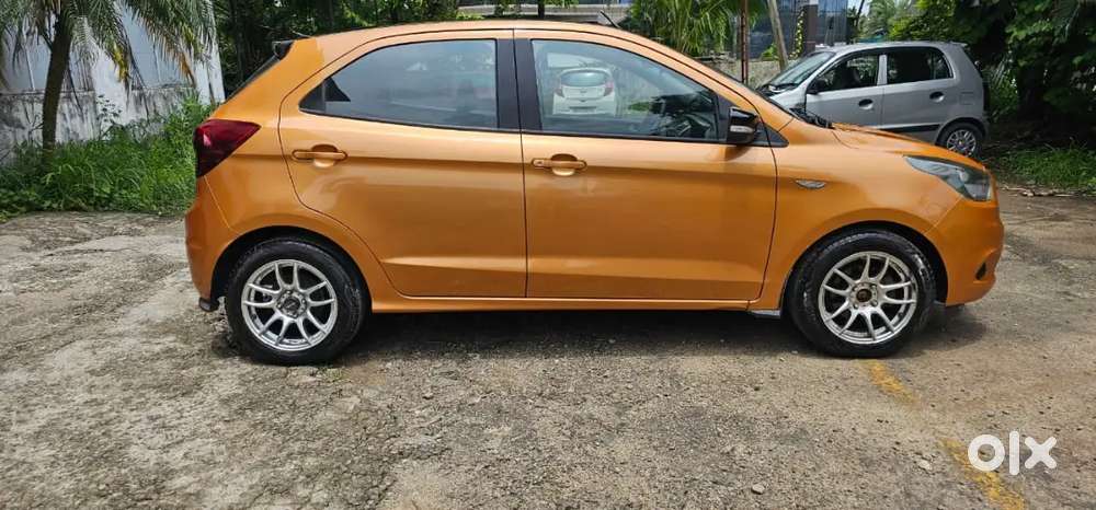 Ford Figo Titanium Plus 2015 Petrol 85000 Km Driven