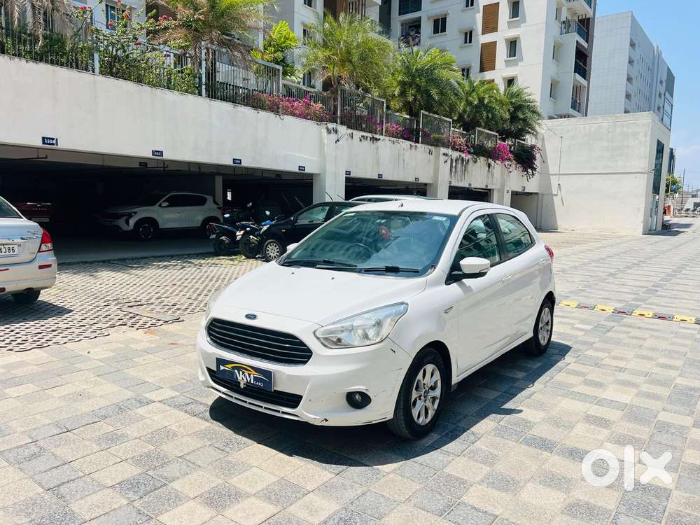 Ford Figo Titanium, 2016, Petrol