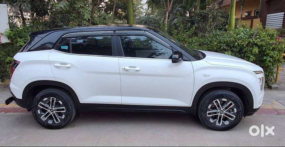 White Creta Diesel Jan2023 Model 24500kms 1st Owner