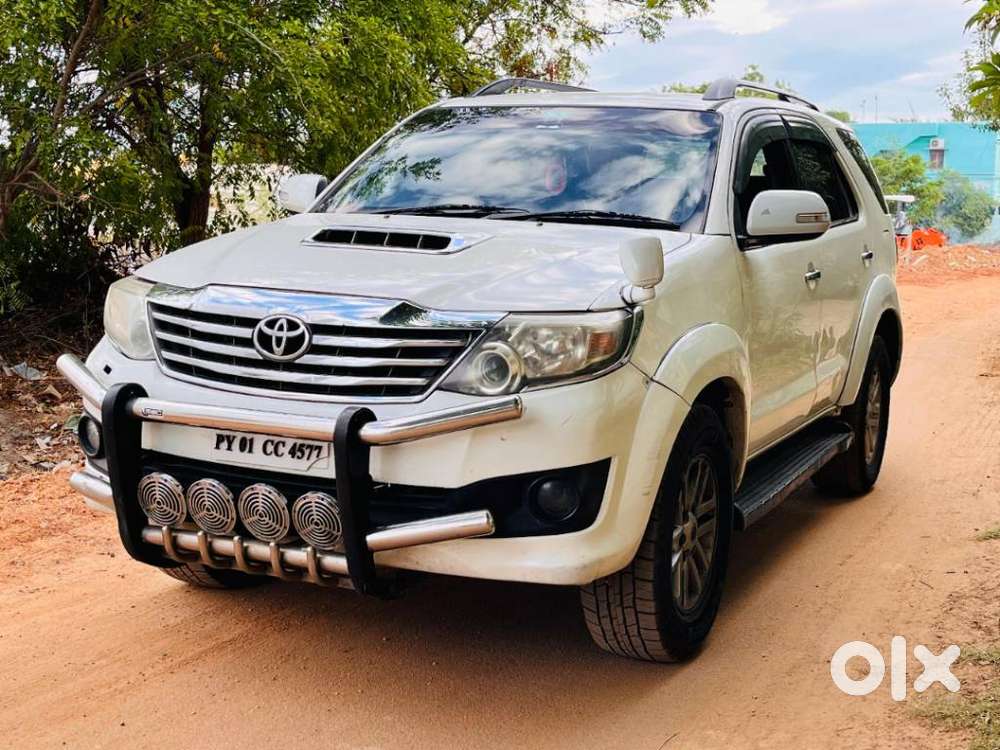 Toyota Fortuner 4x2 Manual, 2014, Diesel