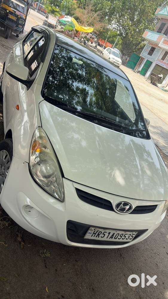 Hyundai Car 2012 Km Driven
