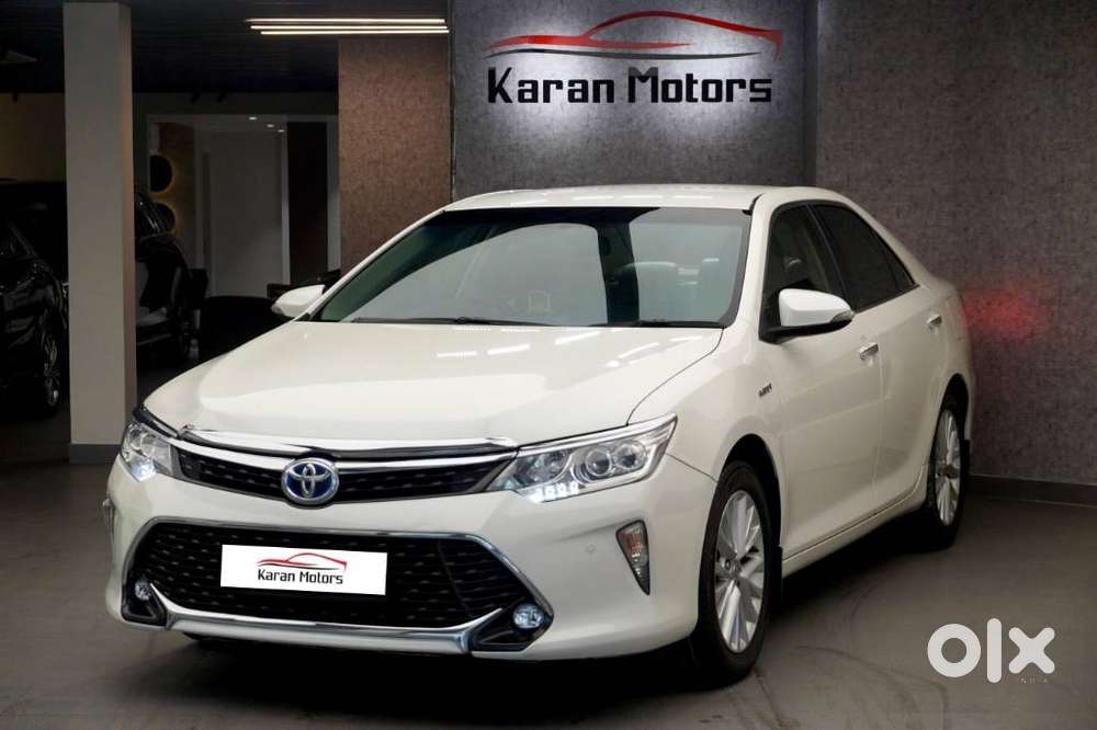 Toyota Camry Hybrid, 2017, Petrol