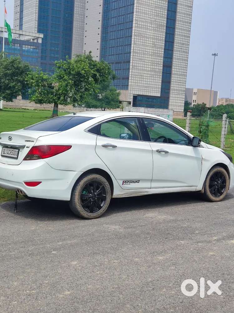 Hyundai Verna 2012 Manual