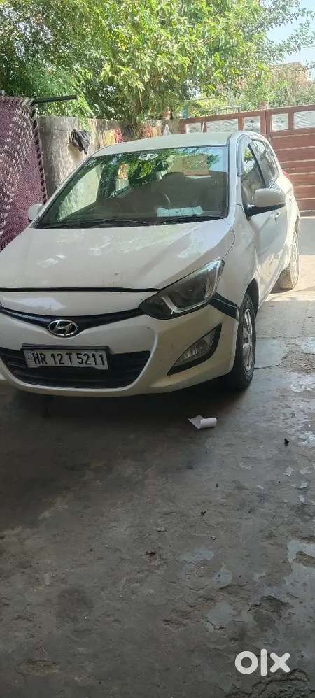 Hyundai I20 Sportz 2012