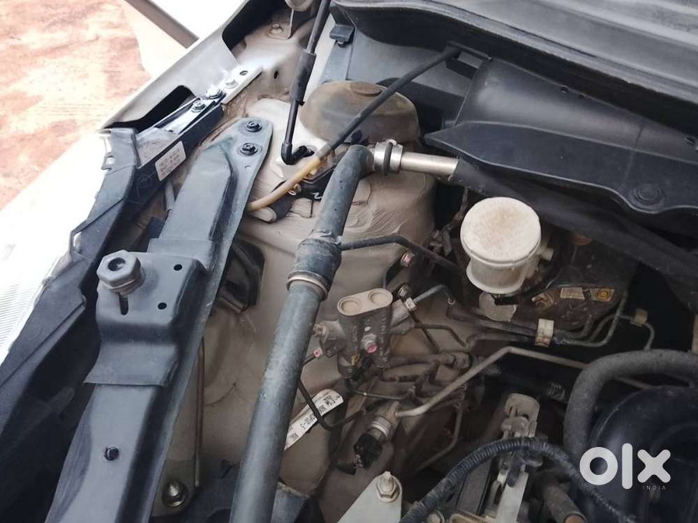 Maruti Suzuki Swift Vxi With Abs, 2015, Petrol