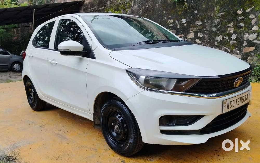 Tata Tiago 1.2 Revotron Xt, 2020, Petrol