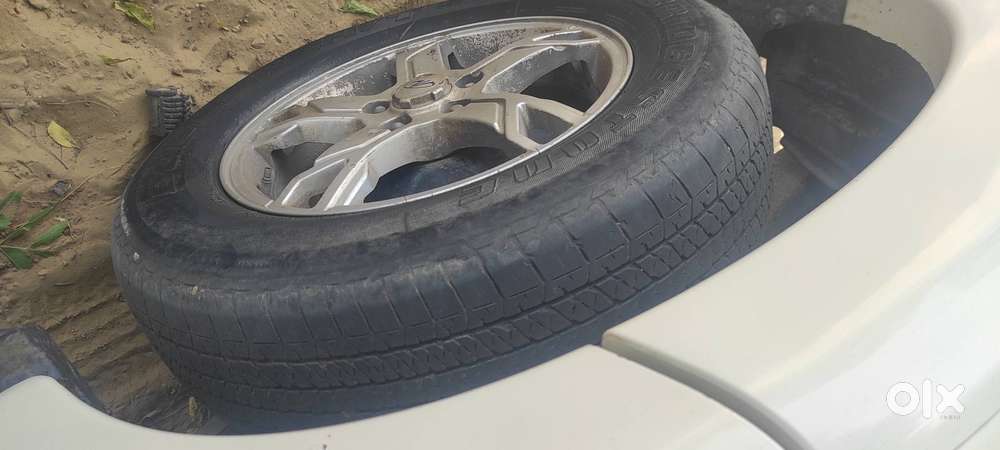Mahindra Scorpio S10