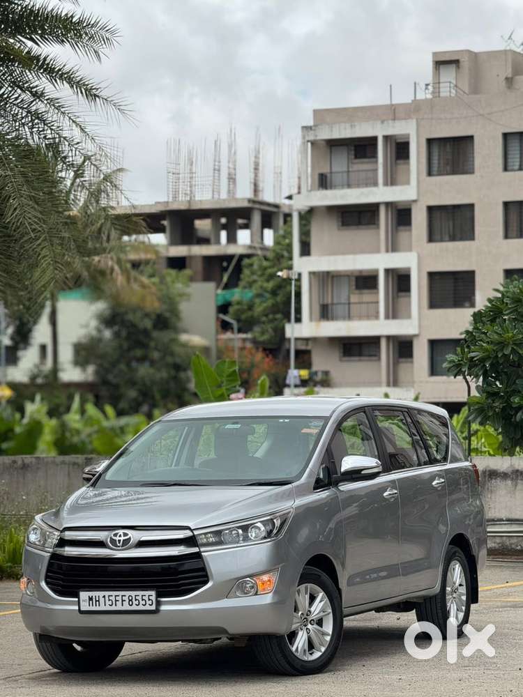 Toyota Innova Crysta 2.8z Automatic, 2016, Diesel