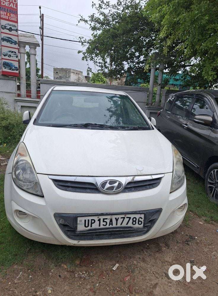 Hyundai I20 Petrol Cvt Magna Executive, 2012, Petrol