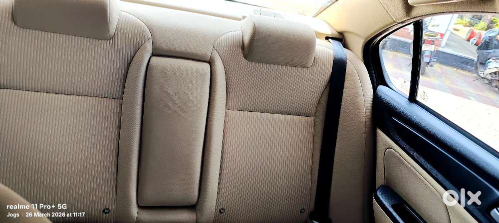 Less Used.  Gives More Than 25 Kms On Continuous Run On Good Road.