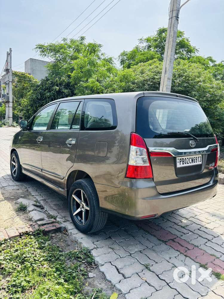 Toyota Innova 2.5 G (diesel) 7 Seater, 2015, Diesel